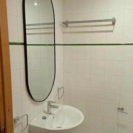 Con Bano Propio Y Zonas Compartidas Apartment *