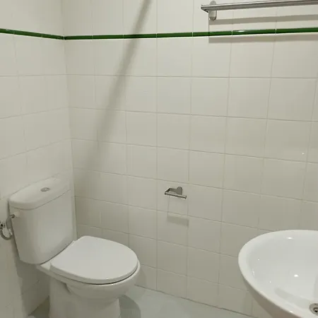 Con Bano Propio Y Zonas Compartidas Apartment *