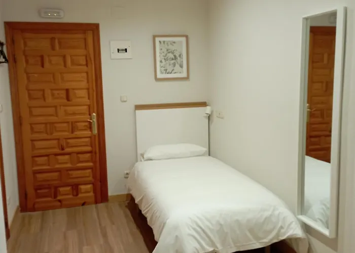 Con Bano Propio Y Zonas Compartidas *